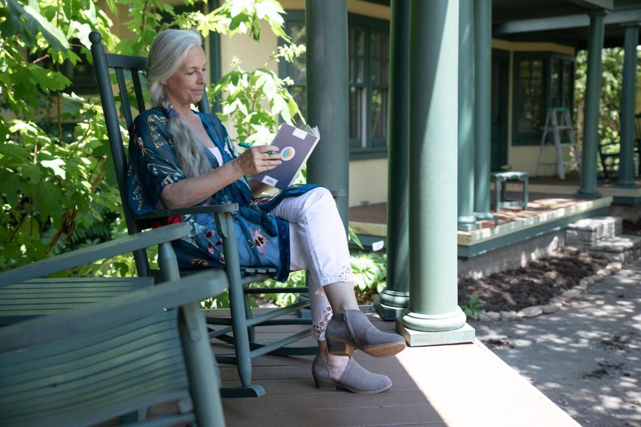 Om Sanctuary Holistic Retreat Hotel Asheville Esterno foto