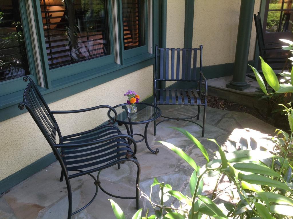 Om Sanctuary Holistic Retreat Hotel Asheville Esterno foto