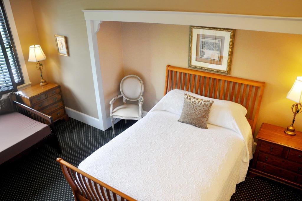 Om Sanctuary Holistic Retreat Hotel Asheville Esterno foto