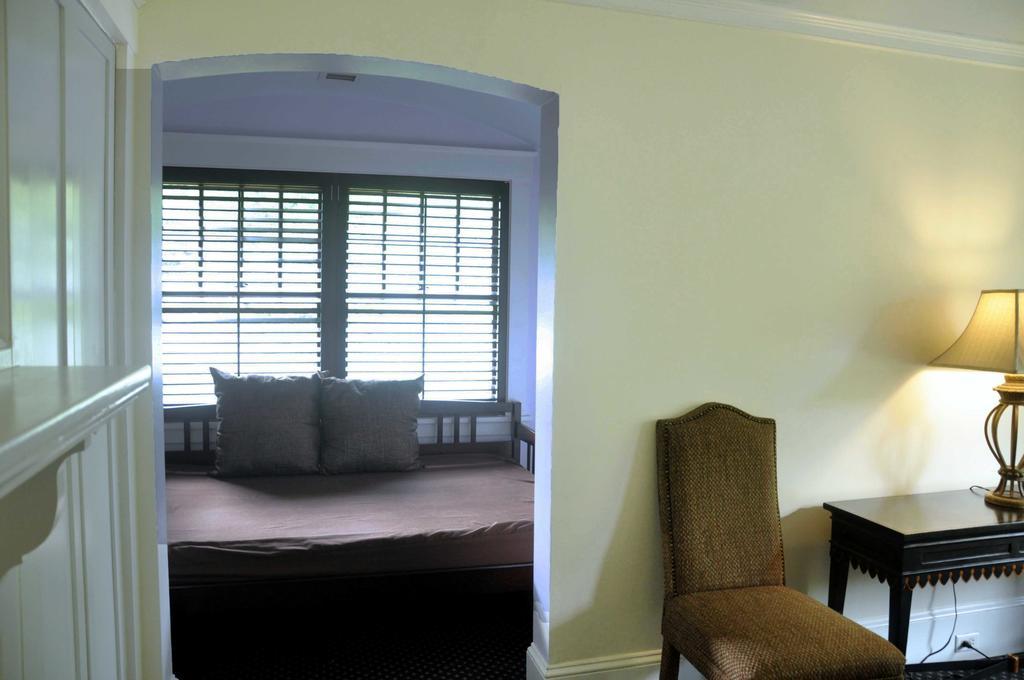 Om Sanctuary Holistic Retreat Hotel Asheville Esterno foto