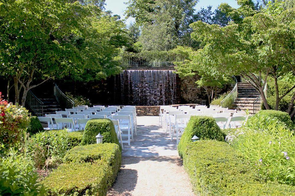 Om Sanctuary Holistic Retreat Hotel Asheville Esterno foto