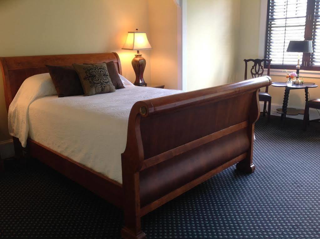 Om Sanctuary Holistic Retreat Hotel Asheville Esterno foto